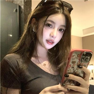 白色的女人